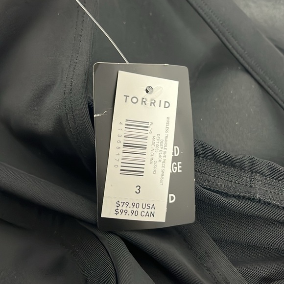 Torrid wire free lightly lined low coverage, black one piece swimsuit size 3 - Picture 7 of 7